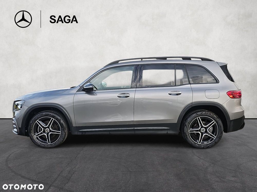 Mercedes-Benz GLB - 8