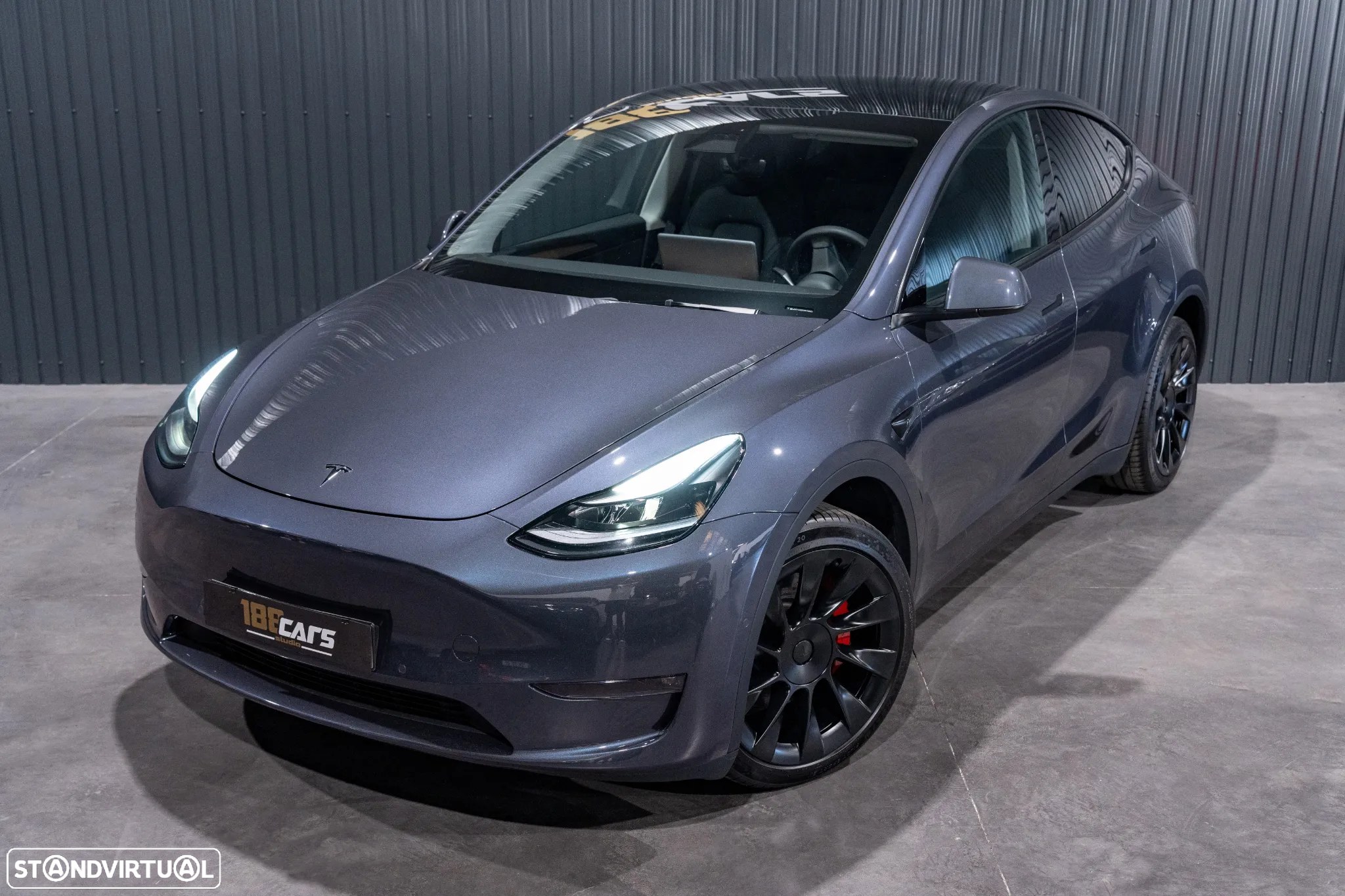 Tesla Model Y Long Range Dual Motor AWD - 36