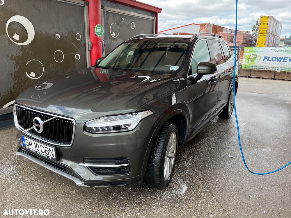 Volvo XC 90 D5 AWD Momentum - 2