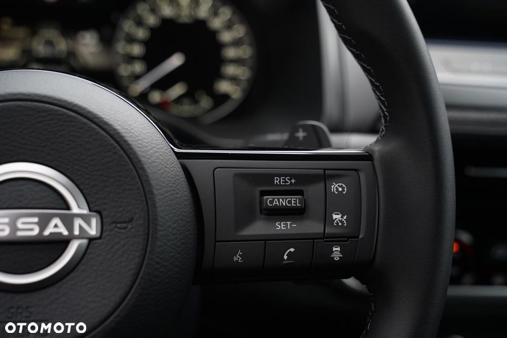 Nissan Qashqai 1.3 DIG-T mHEV N-Connecta Xtronic - 14