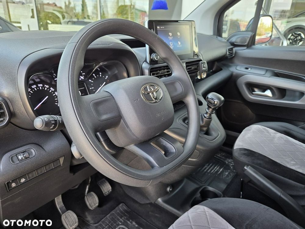 Toyota Proace City Verso 1.5 D-4D Business - 10