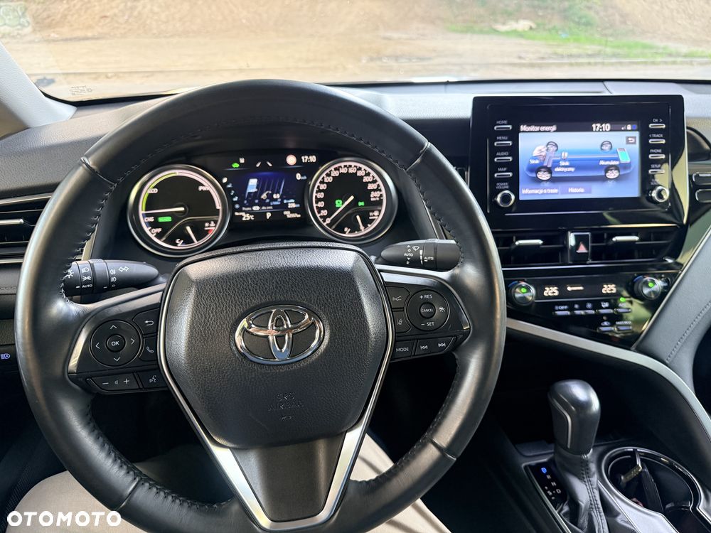 Toyota Camry 2.5 Hybrid Comfort CVT - 12
