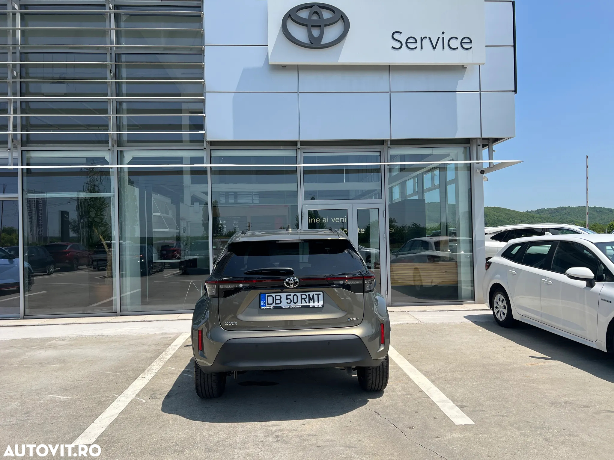 Toyota Yaris Cross 1.5 VVT-i HSD 116 4x2 HEV Dynamic - 17