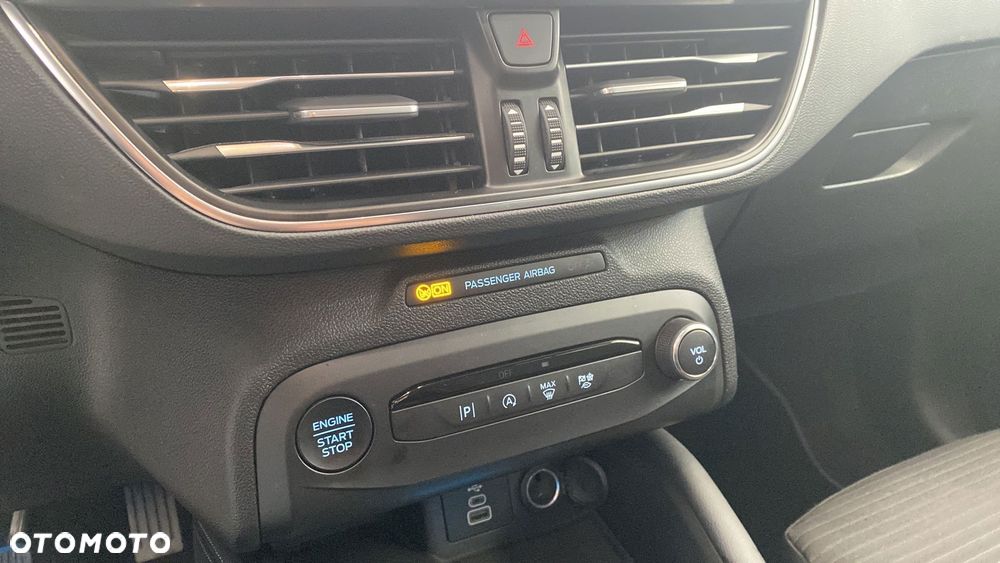 Ford Focus 1.0 EcoBoost mHEV Titanium X - 20