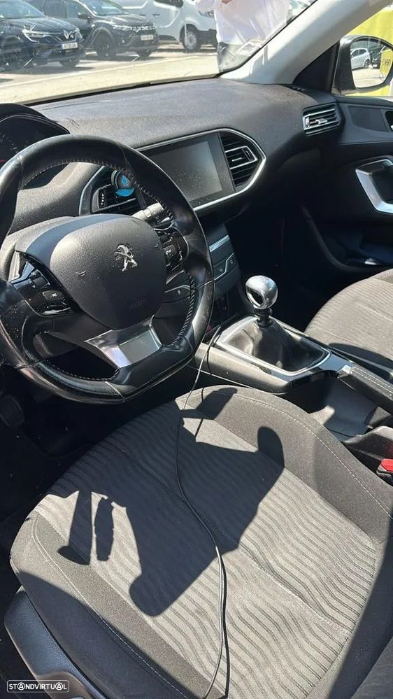 Peugeot 308 SW BlueHDi 120 Stop & Start Active - 2