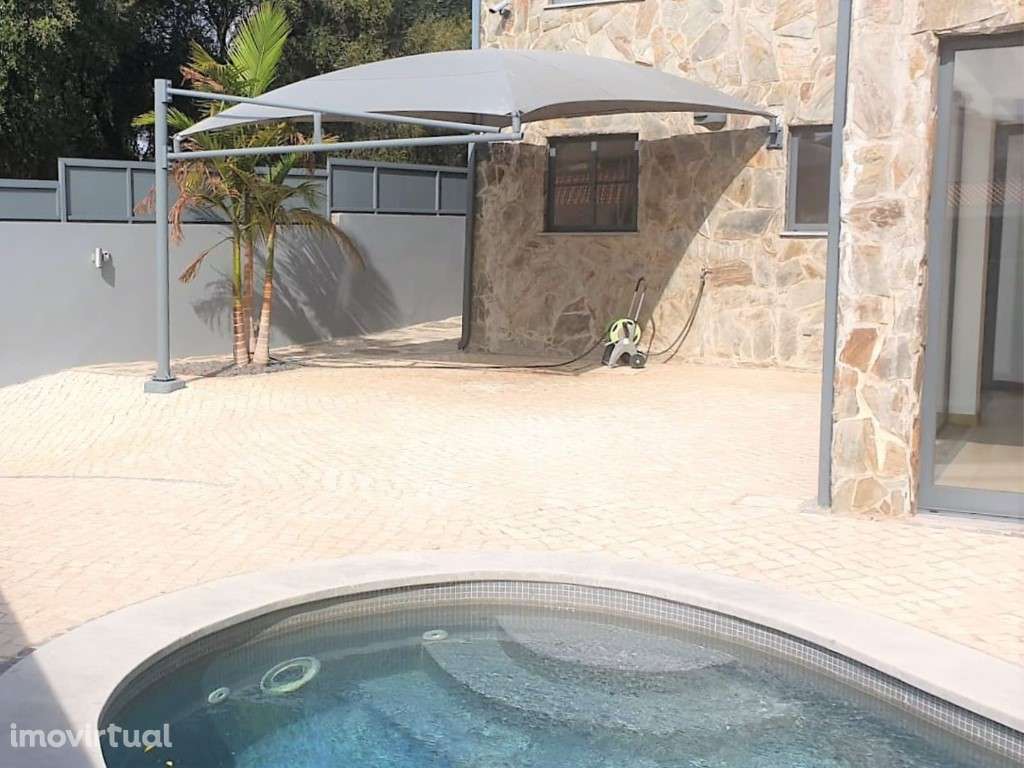 Moradia T3, arrendamento, piscina estacionamento, Alcoitão - Grande imagem: 5/22