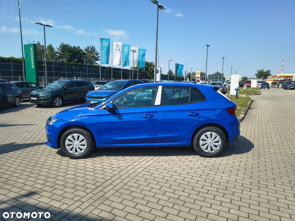 Skoda Fabia 1.0 Essence - 5