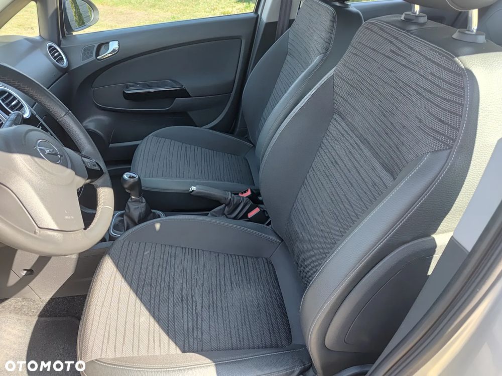 Opel Corsa 1.2 16V Energy - 13