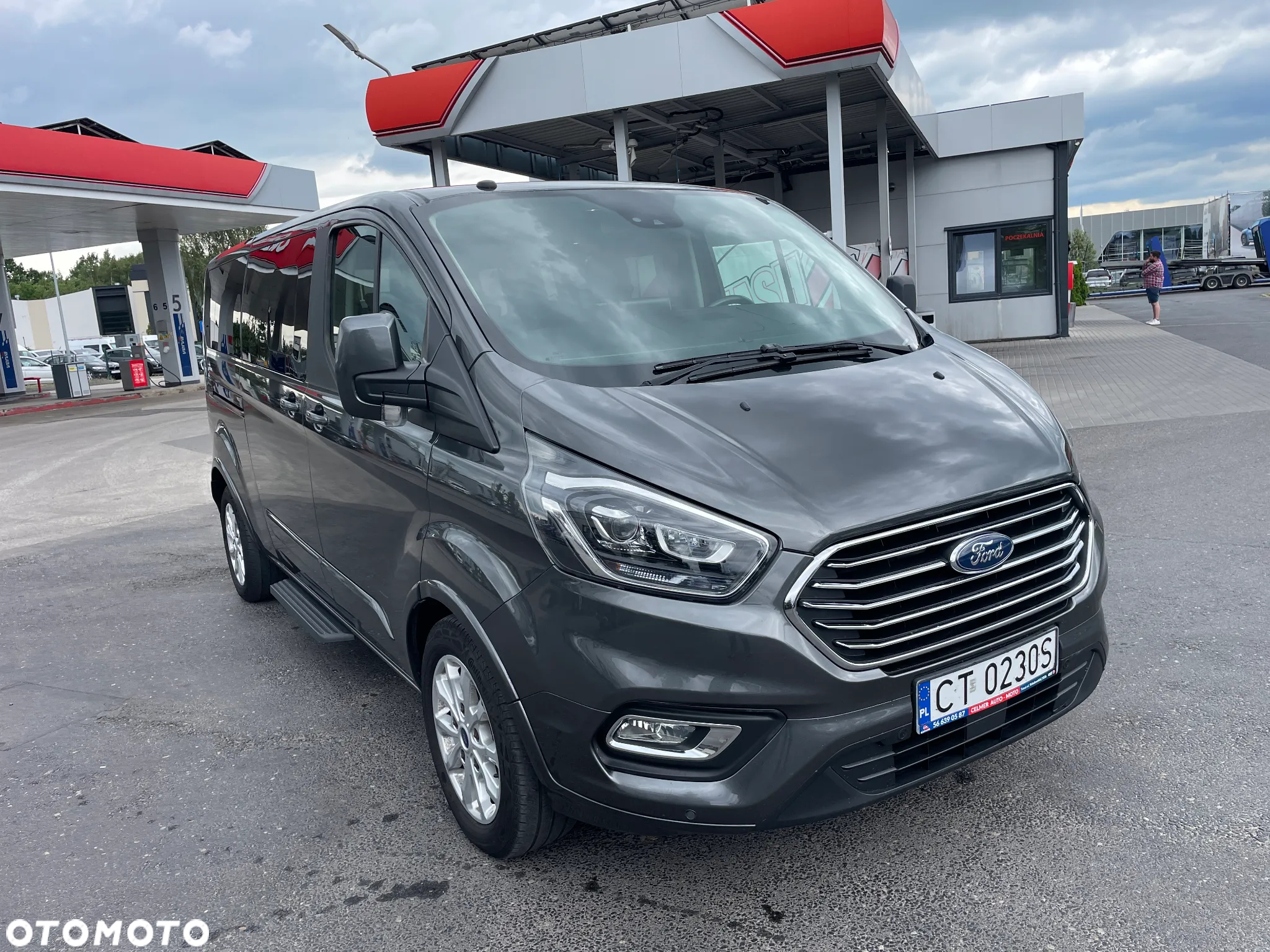 Ford Tourneo Custom 2.0 TDCi L2 Titanium SelectShift - 2