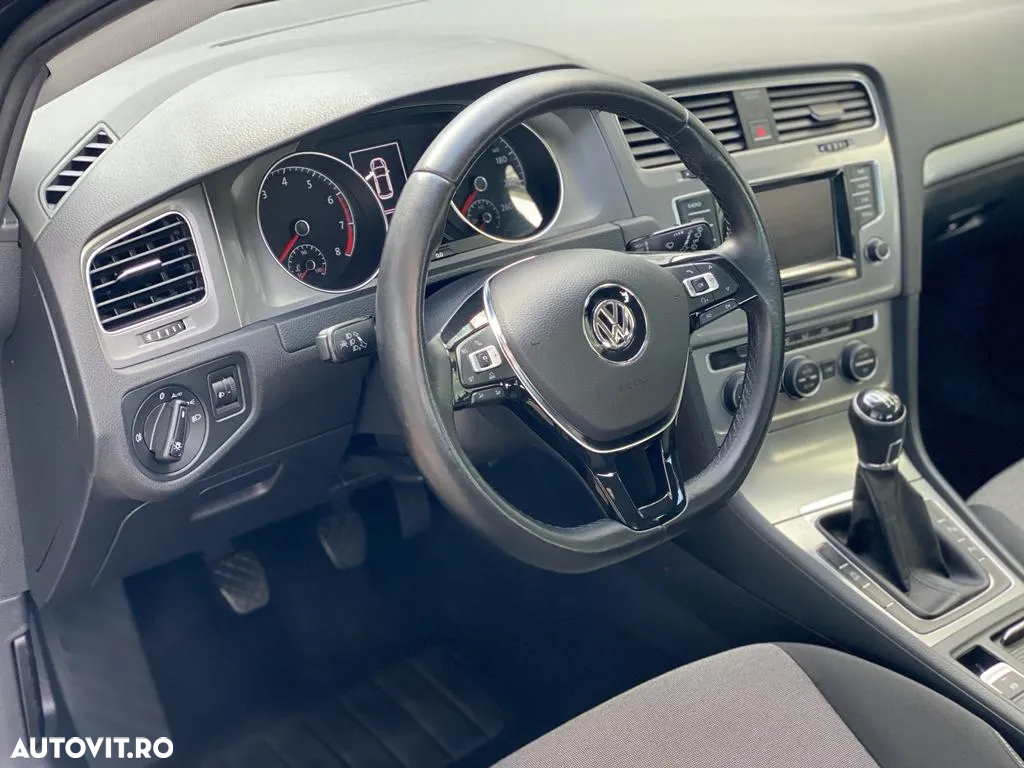 Volkswagen Golf 1.2 TSI Comfortline - 2