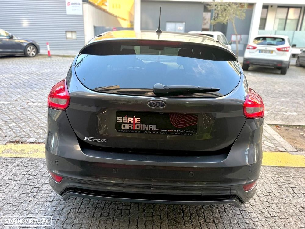 Ford Focus 1.5 TDCi EcoBlue ST-Line Aut. - 7