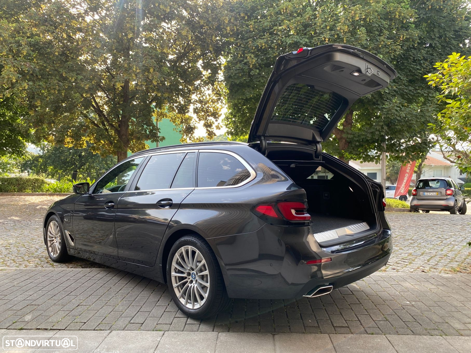 BMW 530 e - 27