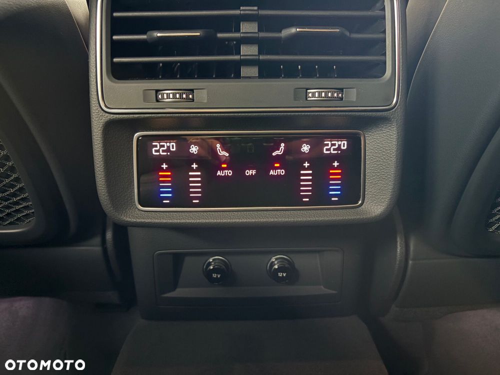 Audi Q8 - 15