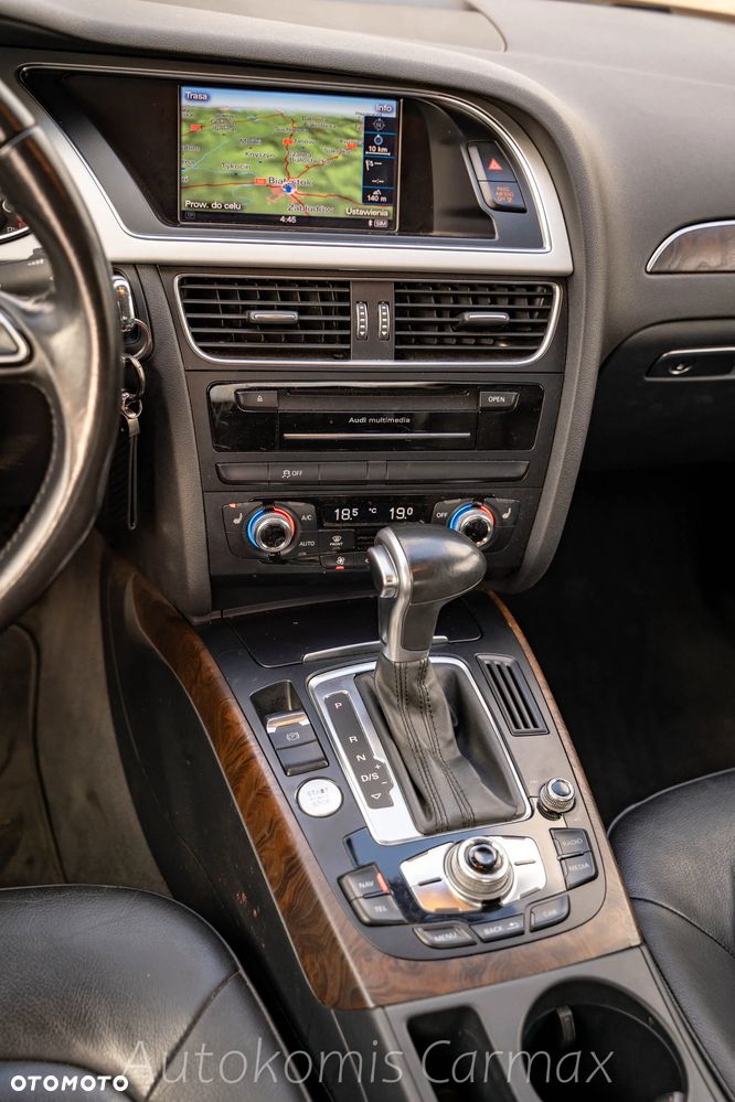 Audi A4 Limousine - 19