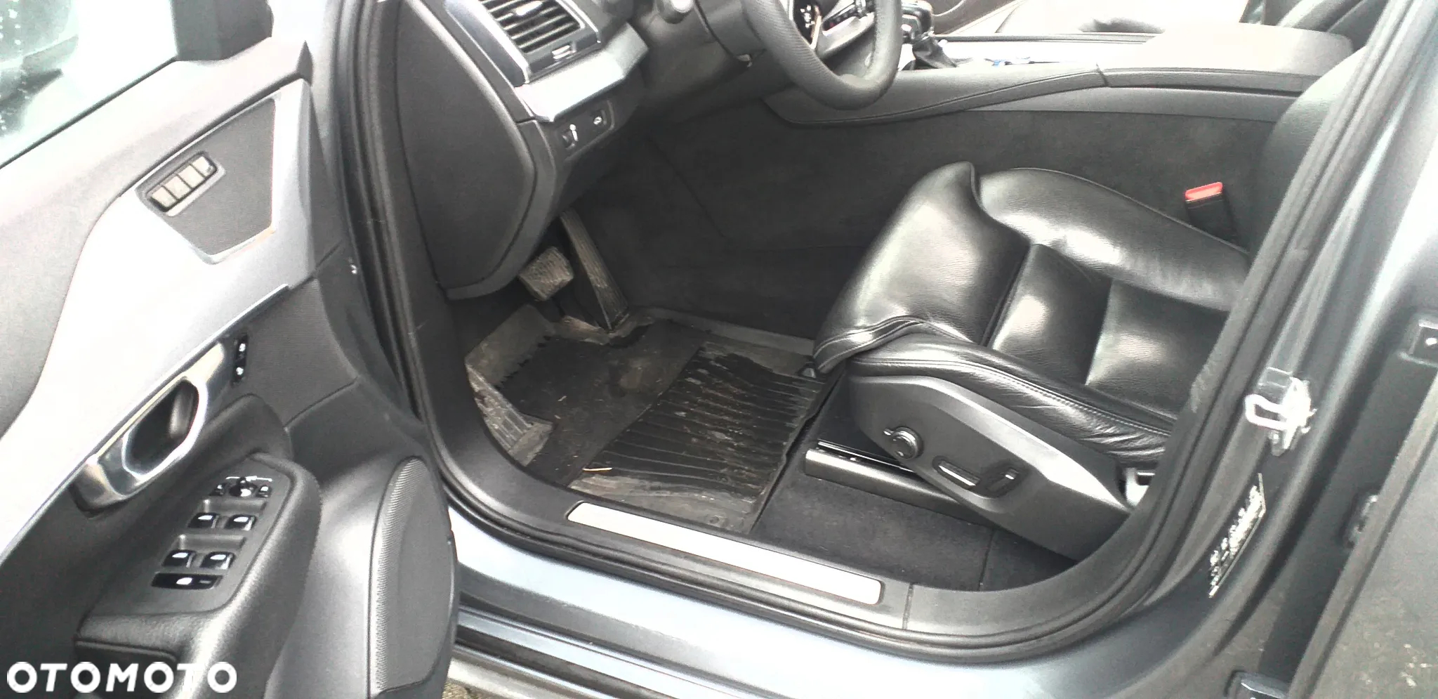 Volvo XC 90 D4 FWD Momentum - 25