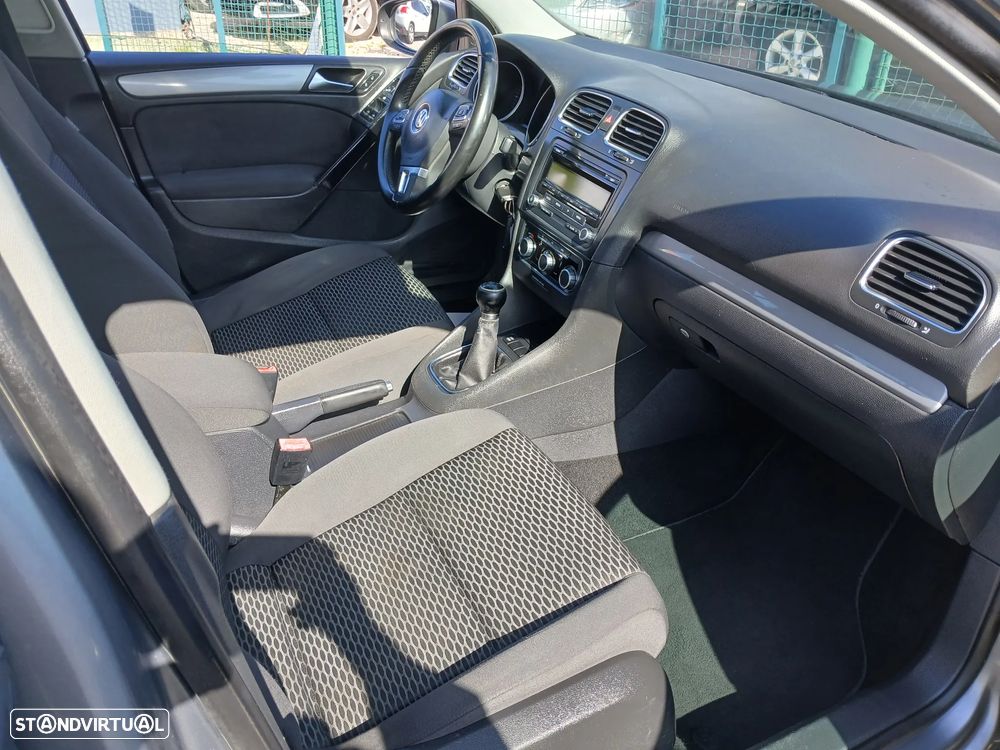 VW Golf 1.6 TDi Confortline - 21