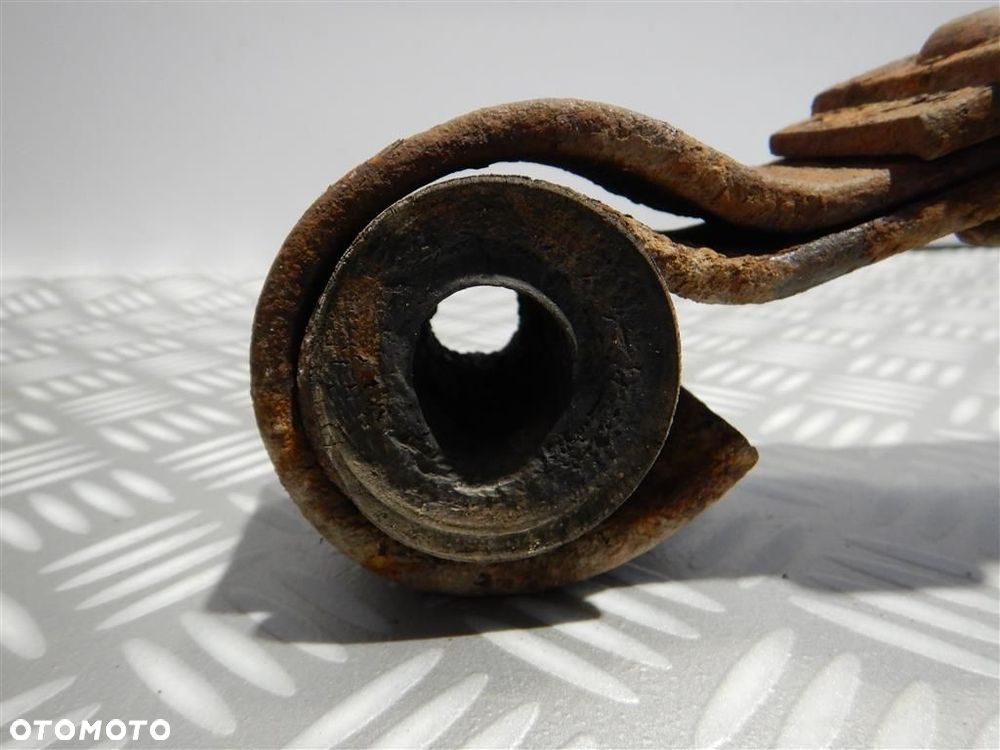 Resor tylny tył UAZ 469 1972-2007 2,4 BENZYNA - 3