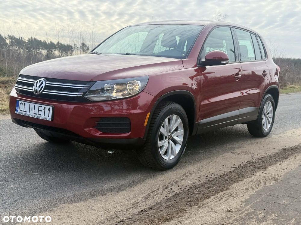 Volkswagen Tiguan - 1