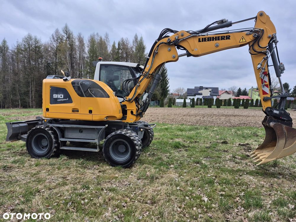 Liebherr 910 - 3