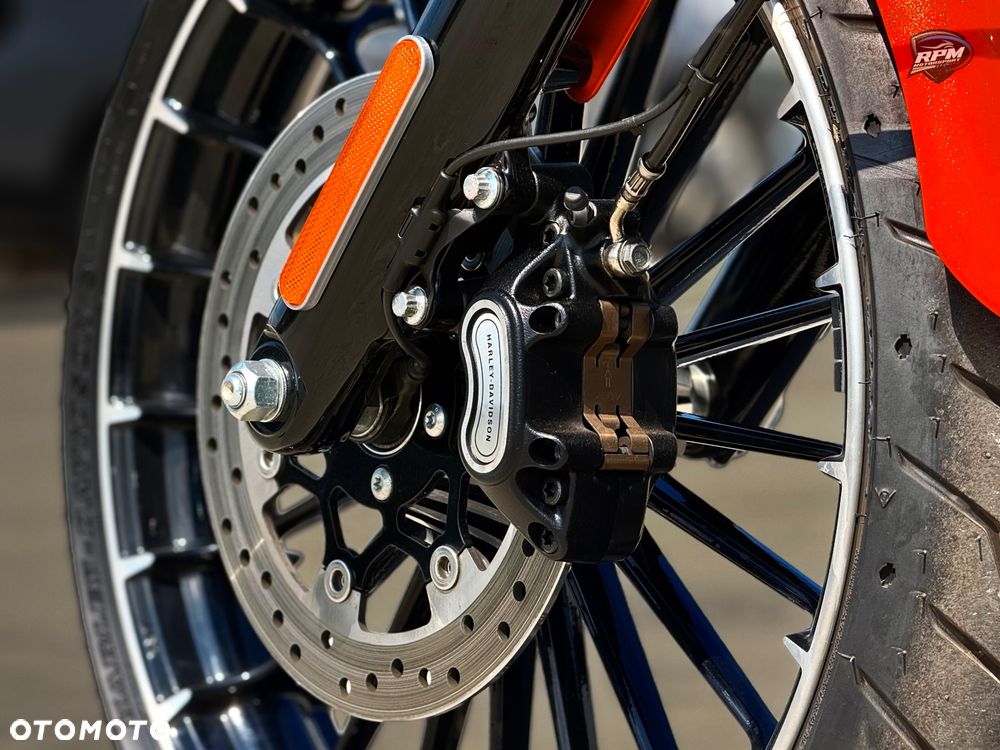 Harley-Davidson FXSB Breakout - 10