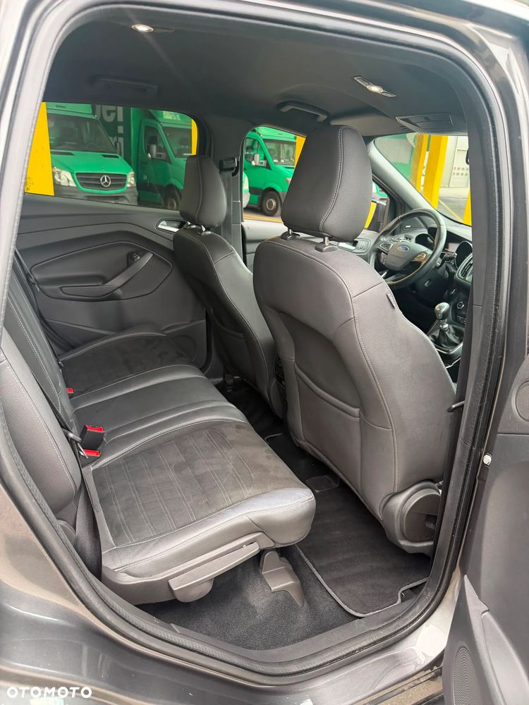 Ford Kuga 2.0 TDCi AWD ST-Line - 20