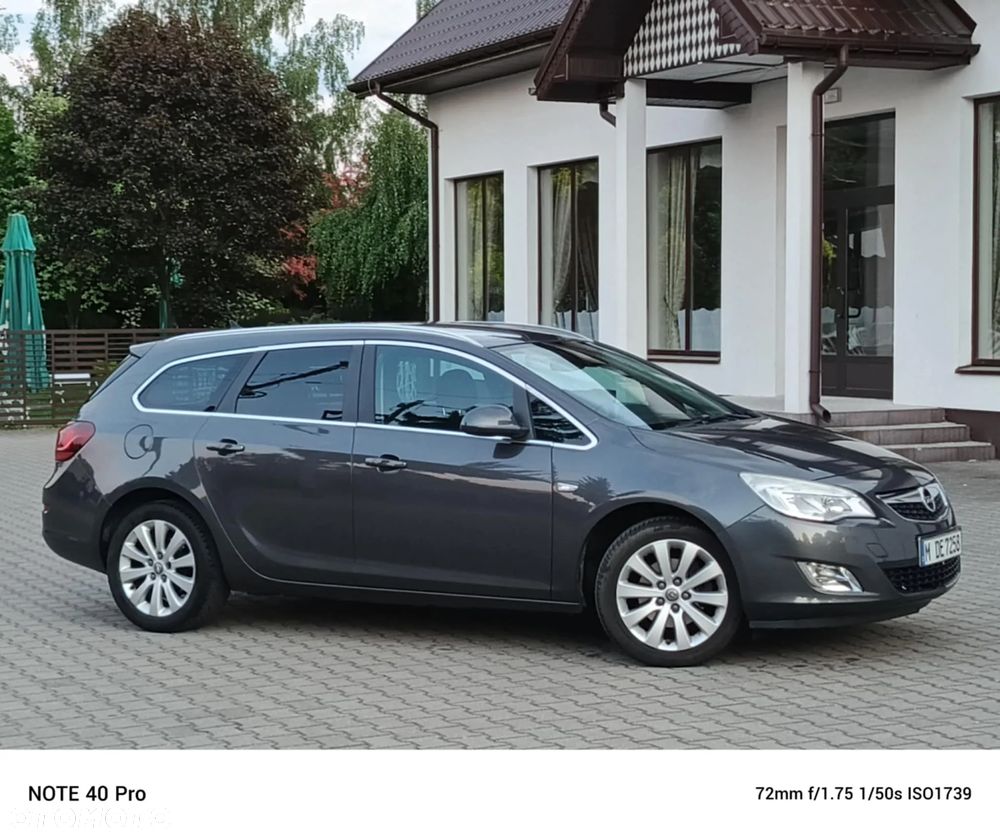 Opel Astra 1.7 CDTI DPF Cosmo - 19