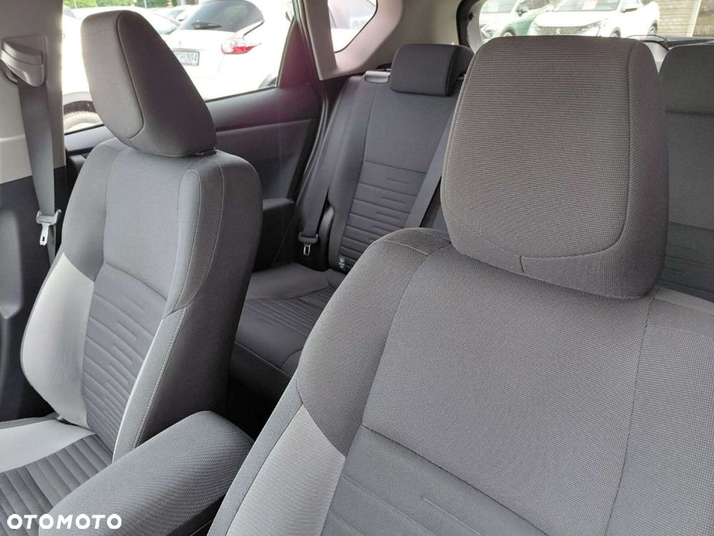 Toyota Auris - 14