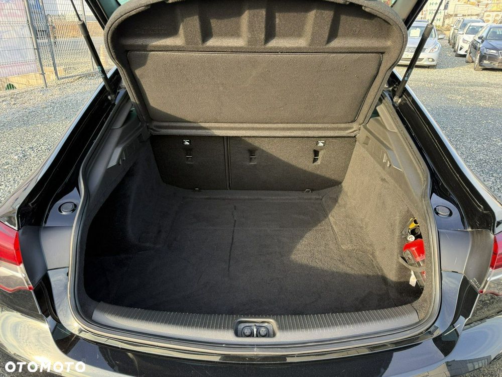 Opel Insignia 2.0 CDTI Business Elegance S&S - 28