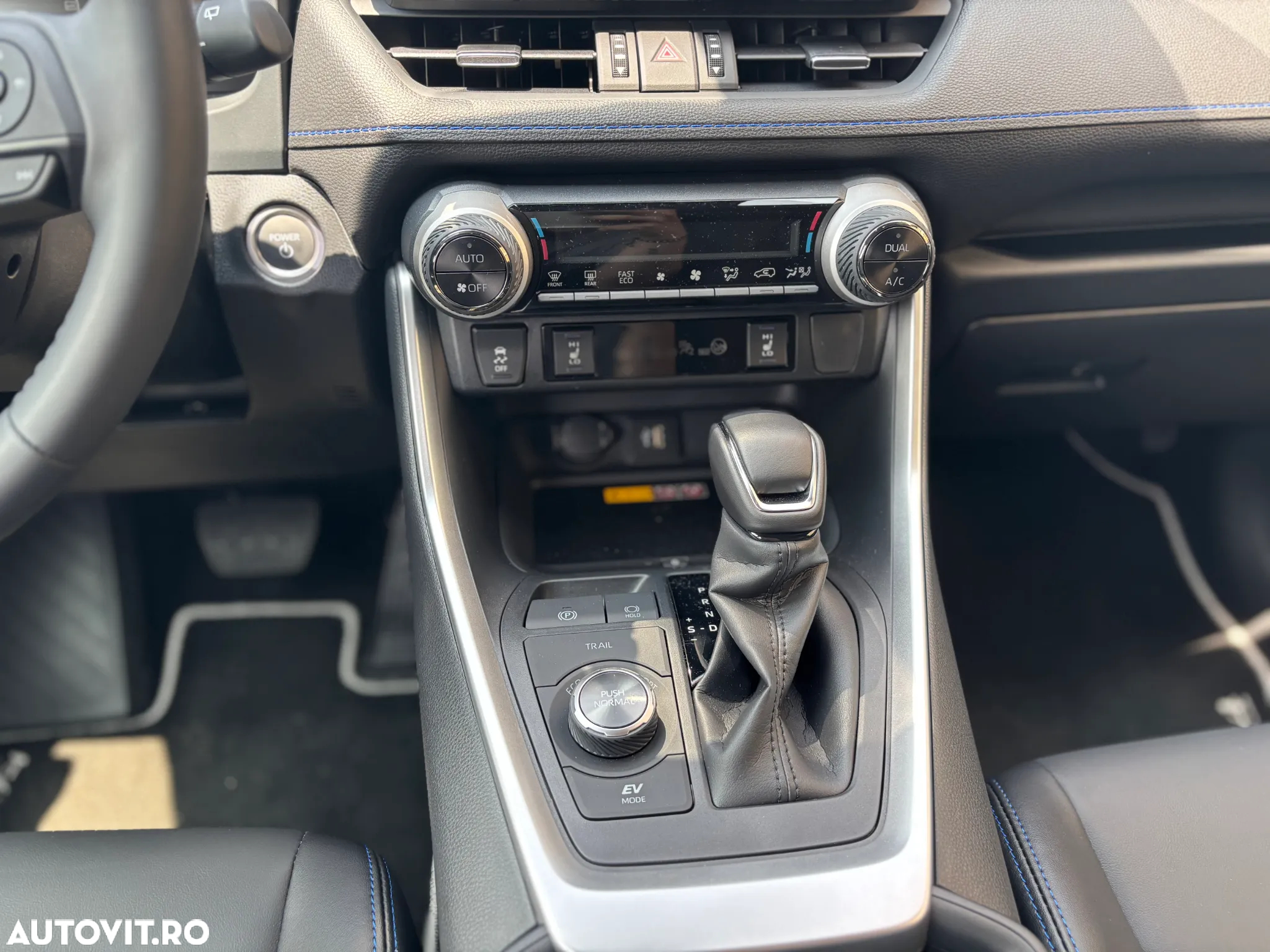 Toyota RAV4 2.5 Hybrid VVT-iE 4x4 Exclusive Bi-Tone - 20
