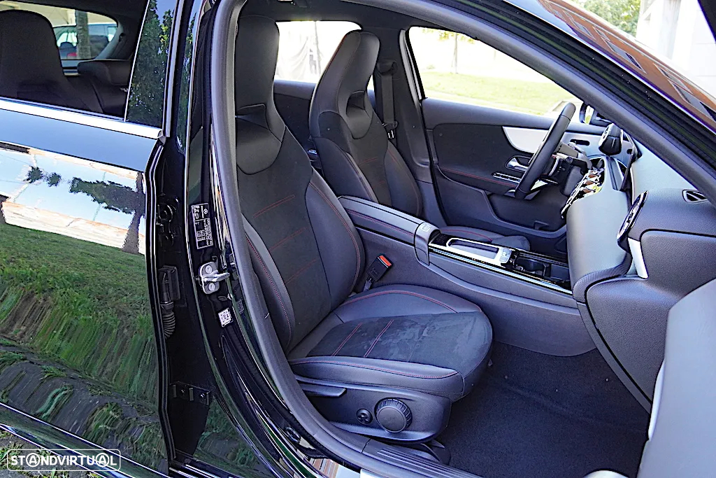 Mercedes-Benz A 250 e AMG Line - 23