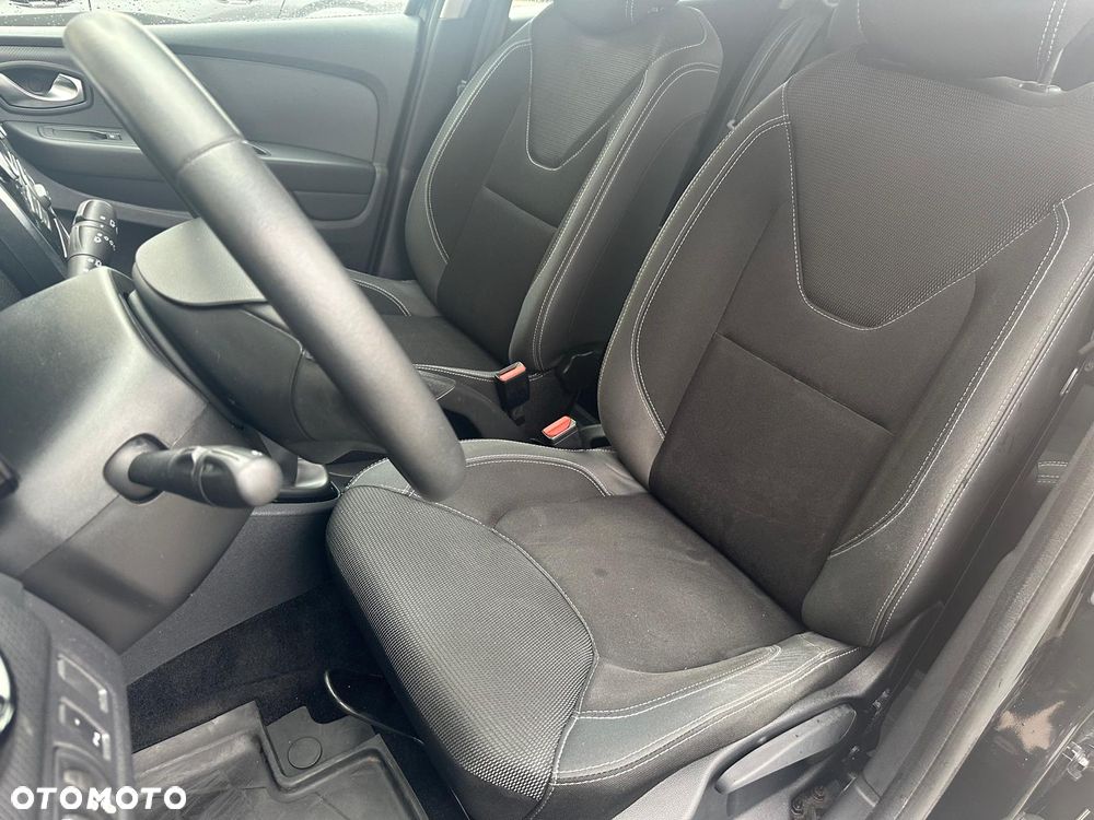 Renault Clio 1.2 16V Alize - 19