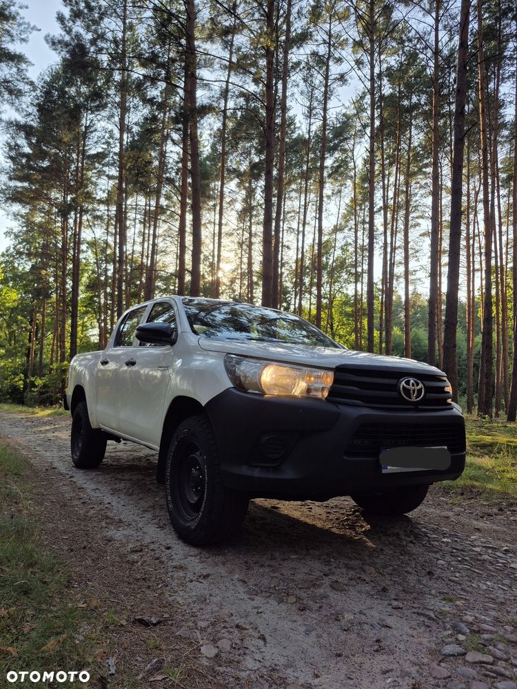 Toyota Hilux - 3