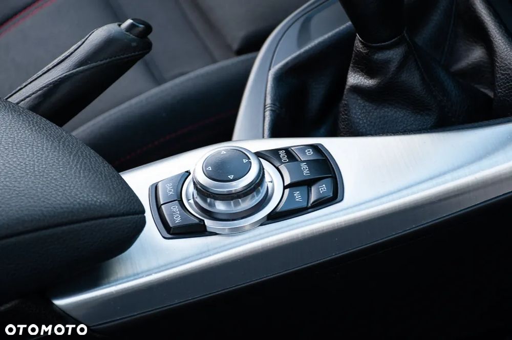 BMW Seria 1 118d Sport Line - 23