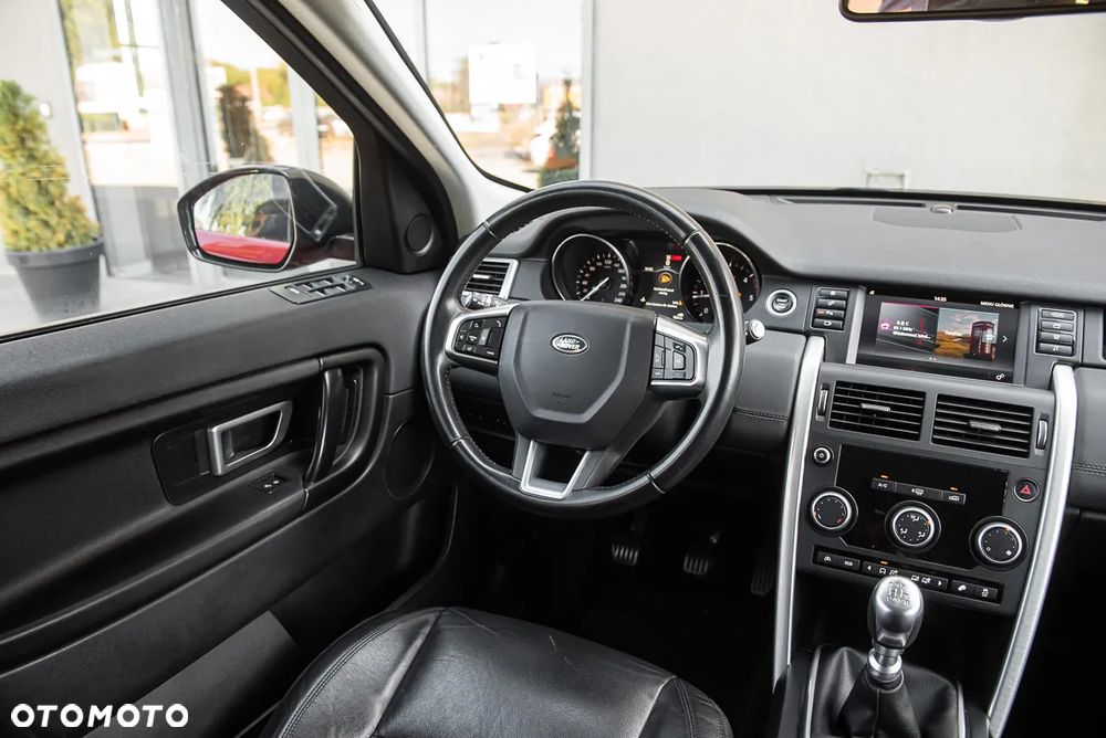 Land Rover Discovery Sport - 26