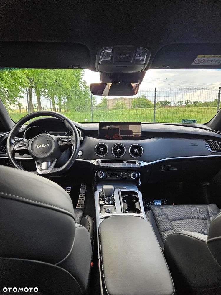 Kia Stinger 3.3 T-GDI V6 GT AWD - 9