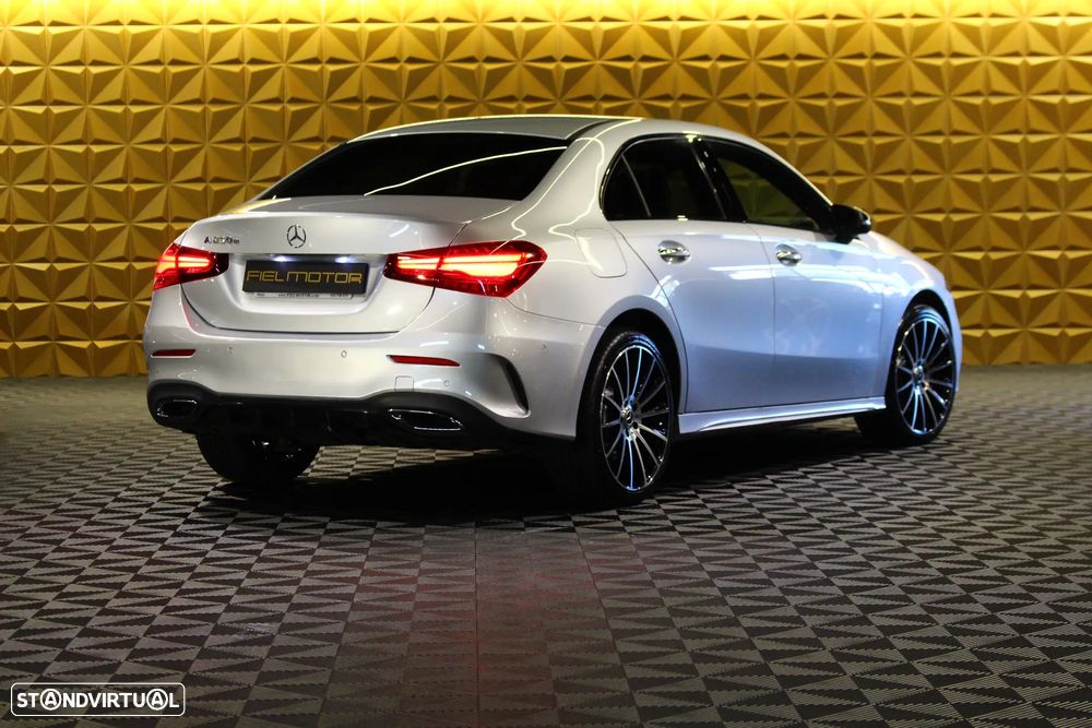 Mercedes-Benz A 250 e AMG Line - 8