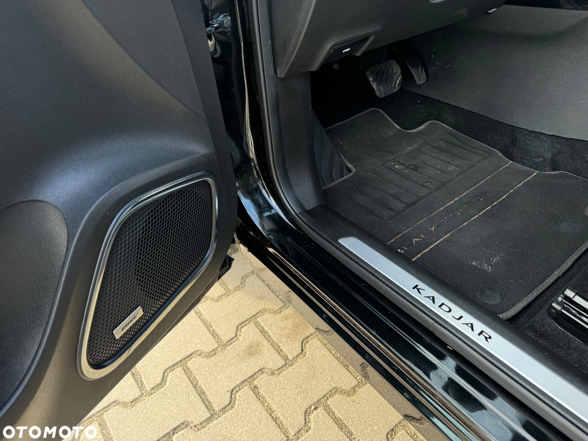 Renault Kadjar TCe 140 EDC GPF BLACK EDITION - 25