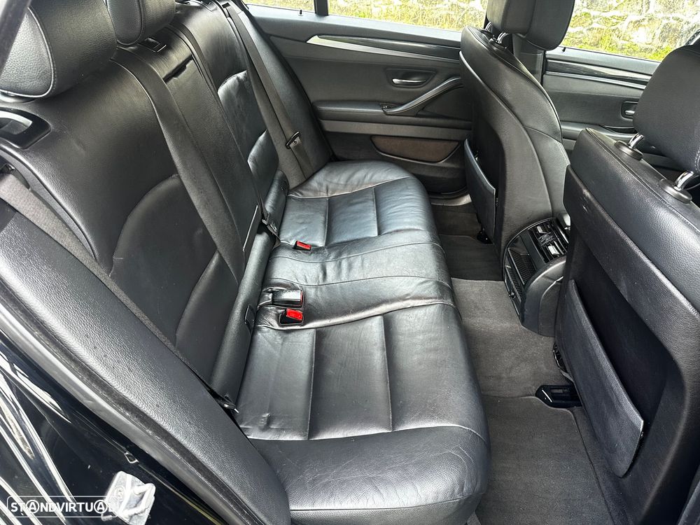 BMW 520 d Line Luxury Auto - 33