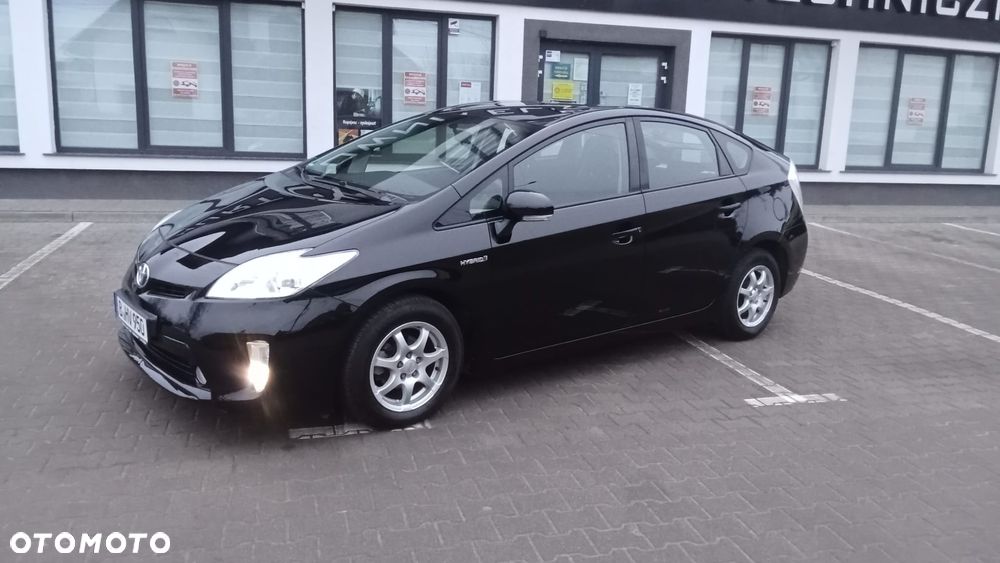 Toyota Prius (Hybrid) Comfort - 3