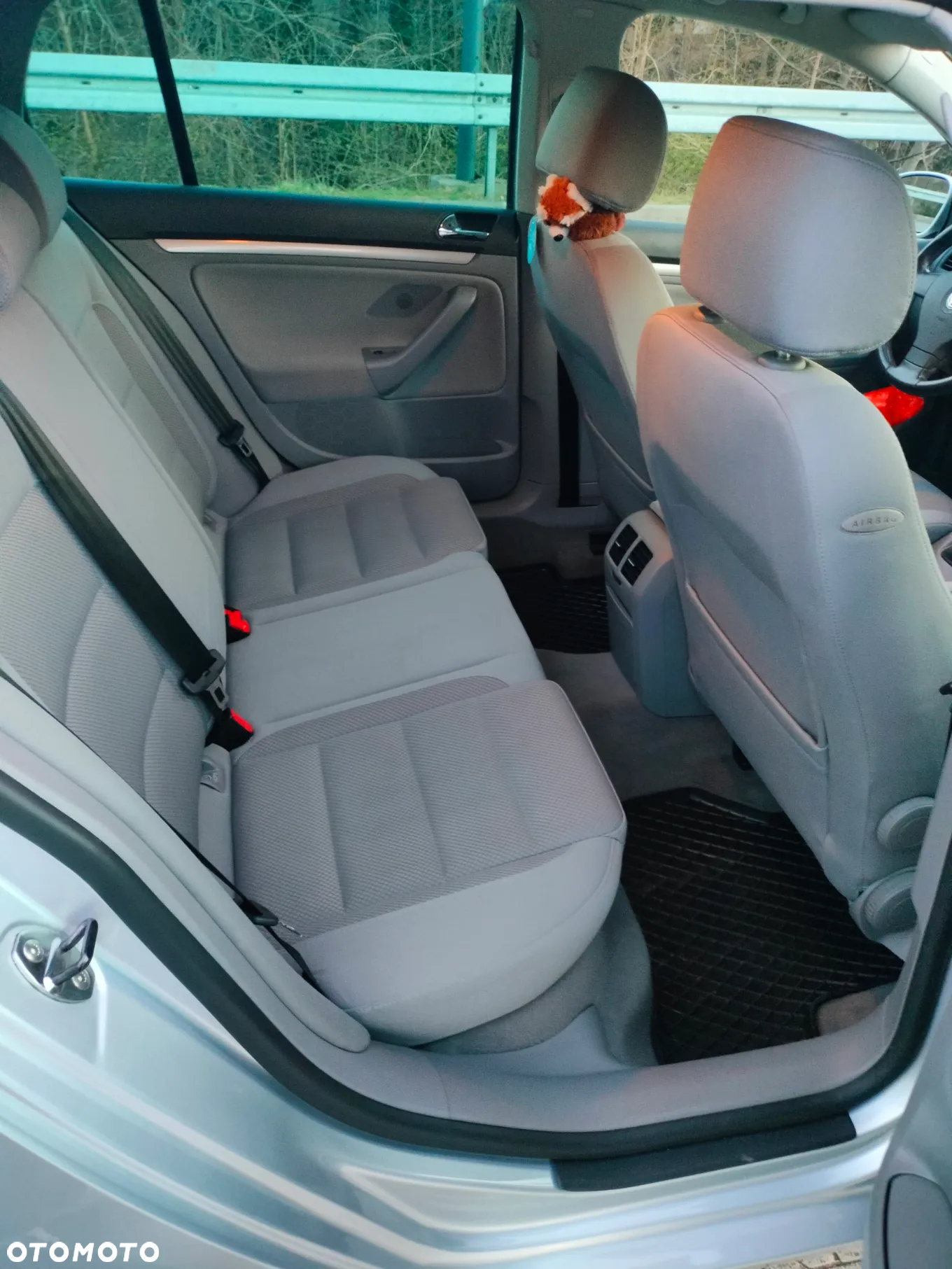 Volkswagen Golf V 1.6 Sportline - 36