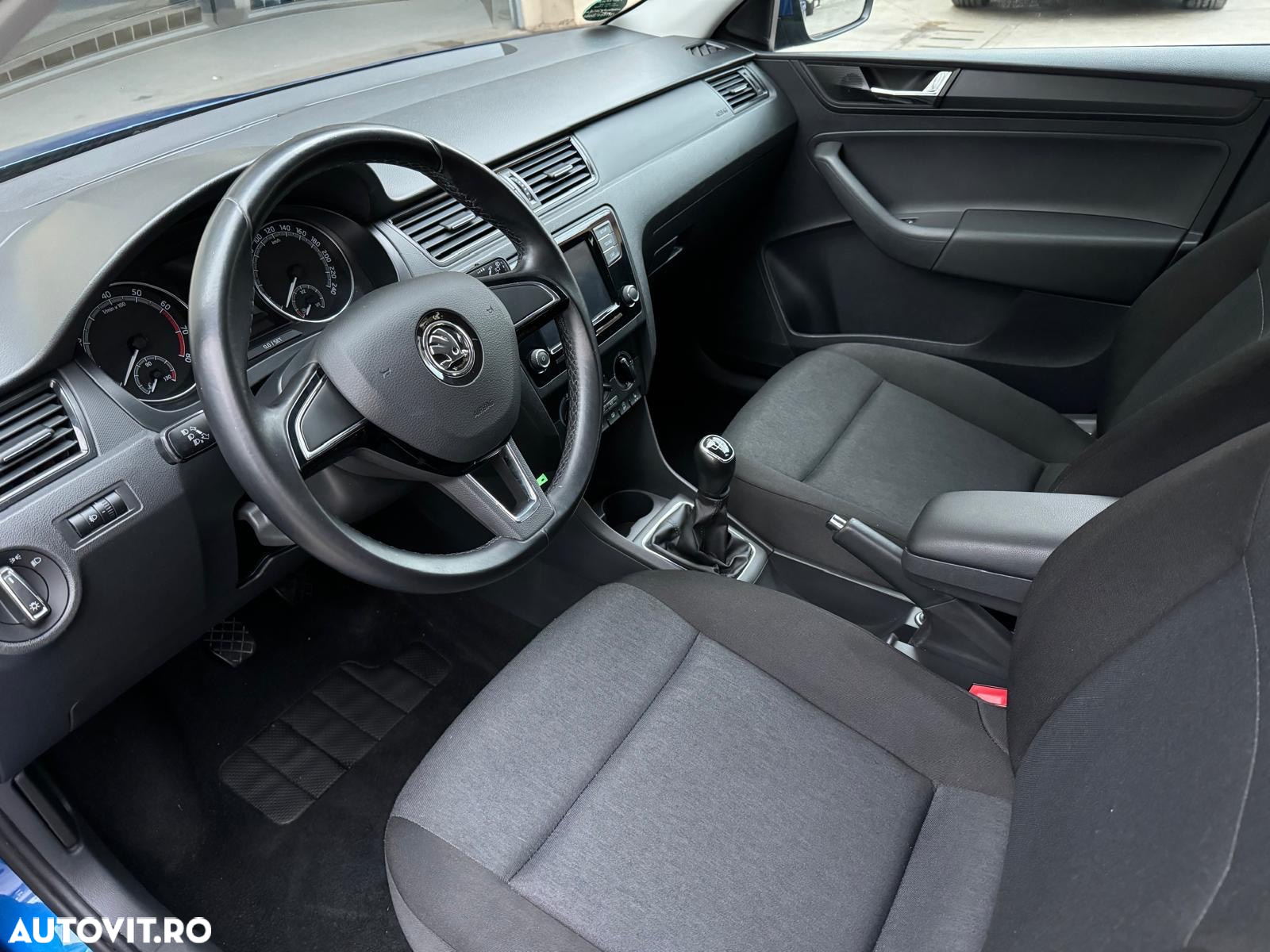 Skoda RAPID - 10