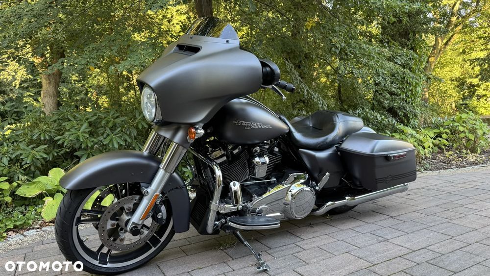 Harley-Davidson Touring Street Glide - 5