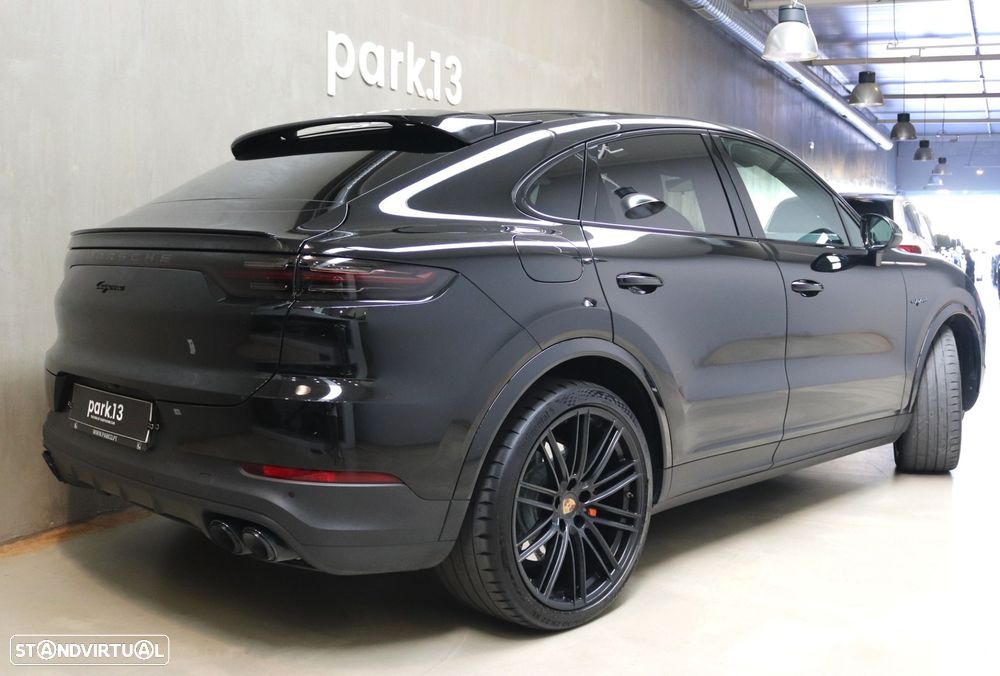 Porsche Cayenne Coupé E-Hybrid Platinum Edition - 5