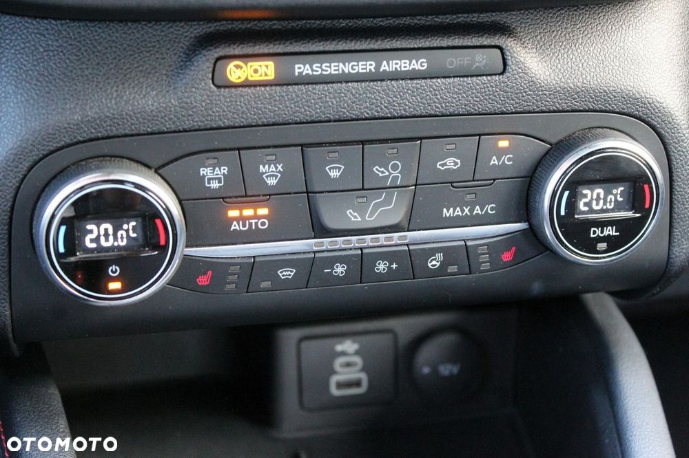Ford Kuga 2.5 Duratec FHEV ST-LINE - 15