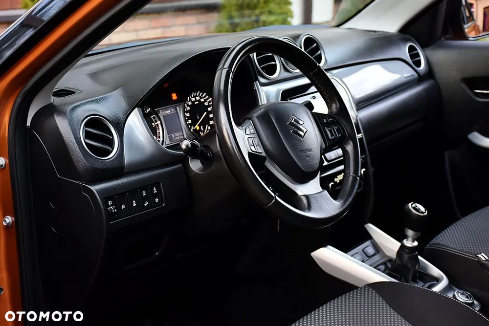 Suzuki Vitara 1.6 DDiS (4x4) Allgrip Comfort+ - 17