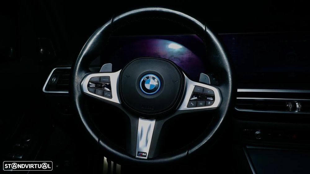 BMW 330 e xDrive Aut. M Sport - 12