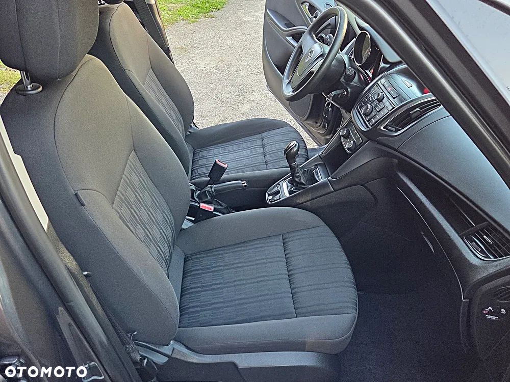 Opel Zafira - 20