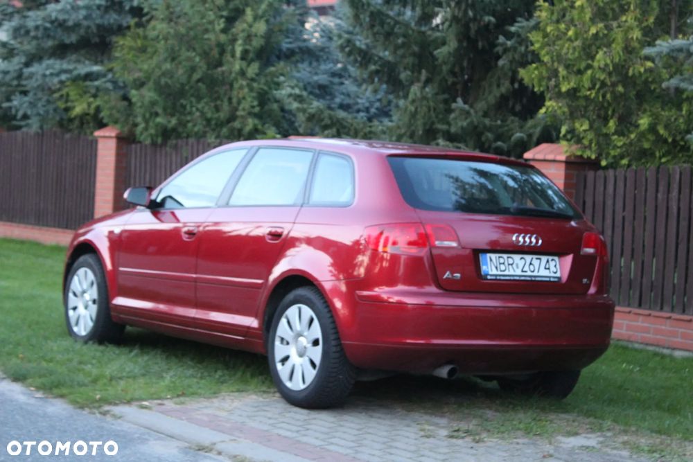 Audi A3 Sportback 1.6 Ambiente - 7