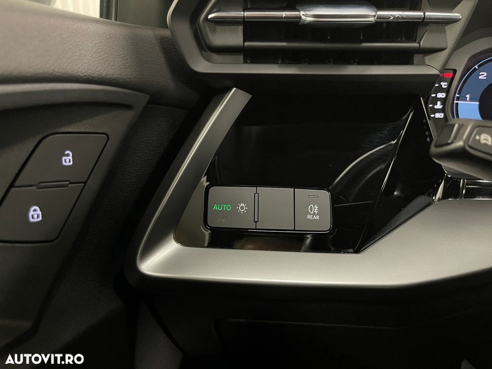 Audi A3 Sportback 2.0 30 TDI Advanced - 23