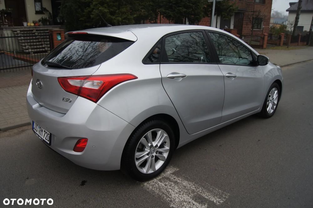 Hyundai i30 1.4 Premium - 8